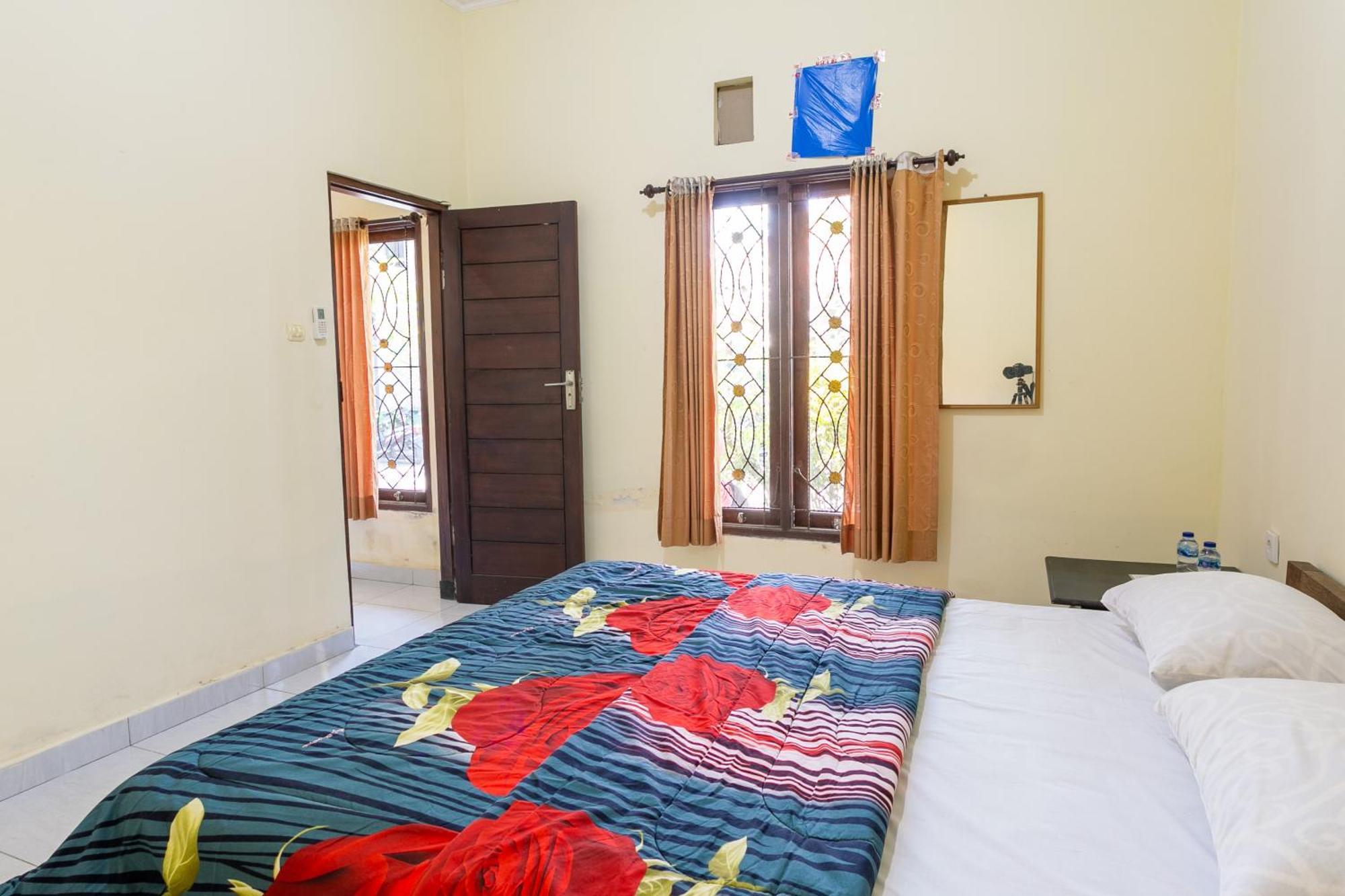Jero Harum Homestay Krambitan Exterior photo