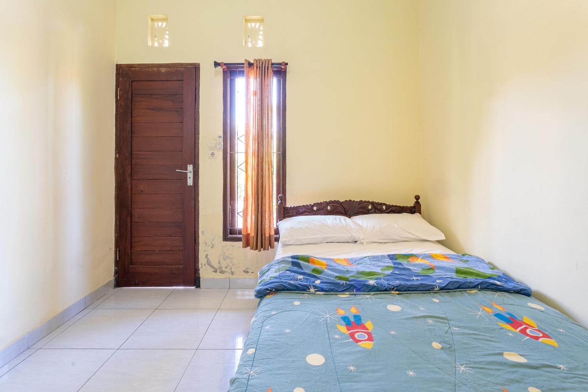 Jero Harum Homestay Krambitan Exterior photo